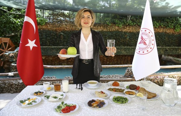 Sağlık Bakanlığı 'Sağlıklı Bayram Sofrası' hazırladı
