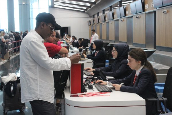 İstanbul Havalimanı'nda bayram yoğunluğu