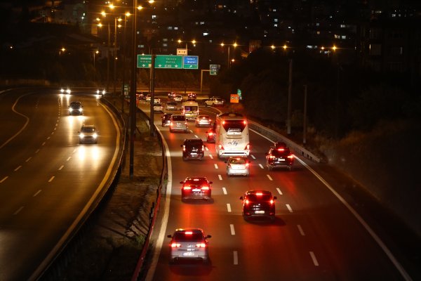 a TEM otoyolunda trafik durma noktasına geldi