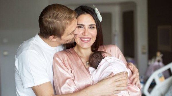 Şükran Ovalı hamilelik kilolarından kurtuldu