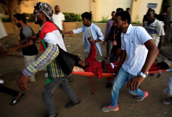 r Sudan'da iç karışıklık: 35 ölü