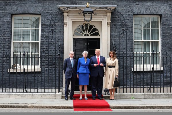 Theresa May ve Trump bir araya geldi