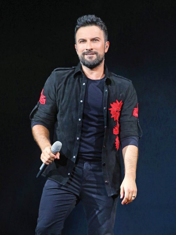 Tarkan, Ramazan Bayramı'nı kutladı