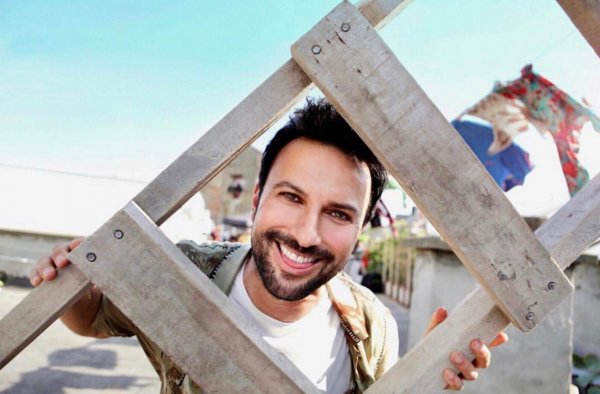 Tarkan, Ramazan Bayramı'nı kutladı
