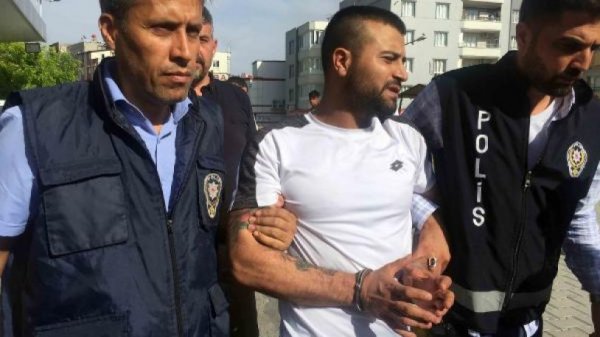 Gaziantep'te polise çarpan sürücü yakalandı