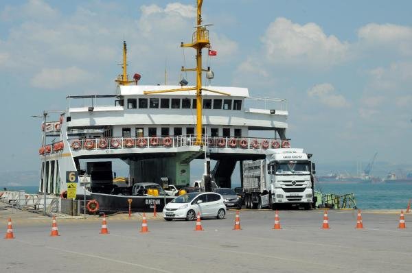 a Bayram dönüşü trafik yoğunluğu