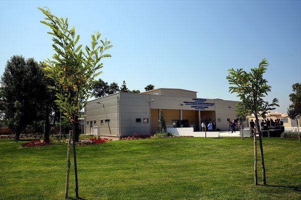 a Atina'nın ilk camisinin kapıları açıldı