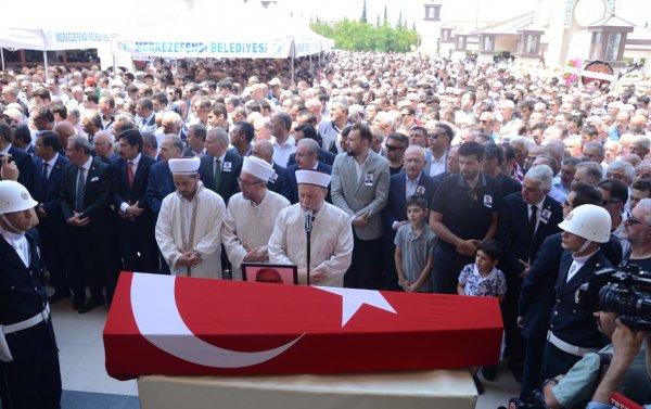 i CHP'li Arslan son yolculuğuna uğurlandı