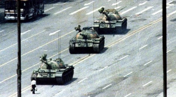 Çin'den Washington Post ve Guardian'a engelleme