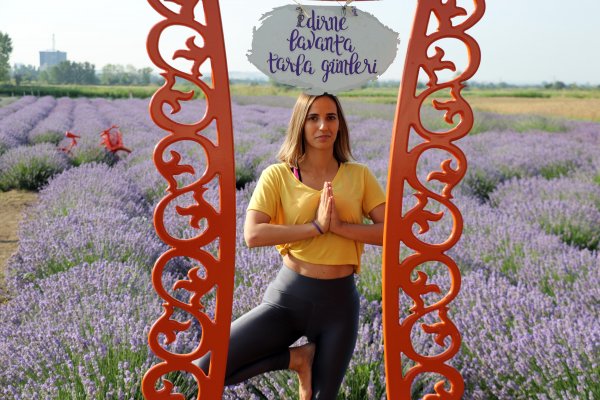 Lavanta bahçelerinde güneşi selamlayan Edirneliler