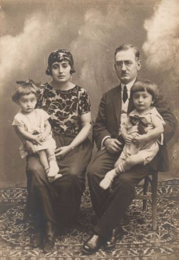 Özdemir Asaf kimdir? biyografisi Özdemir Asaf kimdir? biyografisi