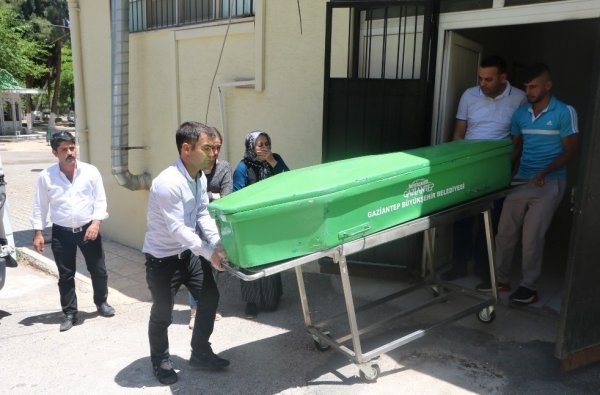 i Zayıflamak istedi, ameliyat sonrası öldü