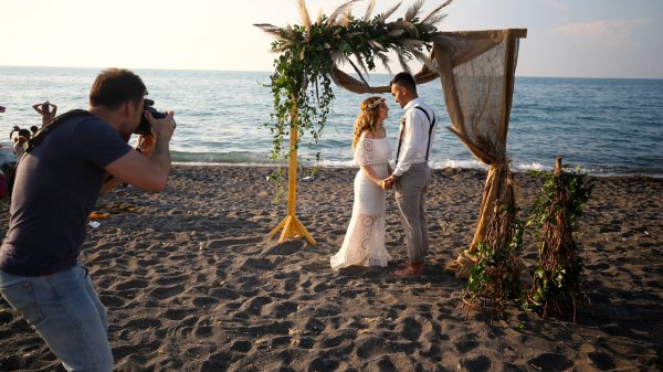 Düğün fotoğrafçılarının doğal platosu Akçakoca