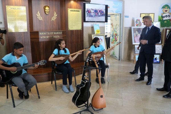 Gaziantep'te 60 bin Suriyeli çocuk karne aldı