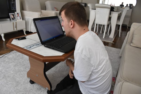 i Engelini aşarak mühendis oldu