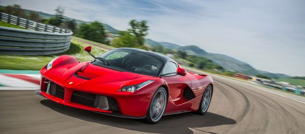 Dünyanın en güzel 10 arabası