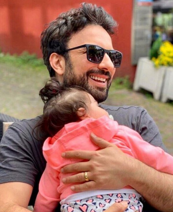 Tarkan'dan Babalar günü paylaşımı