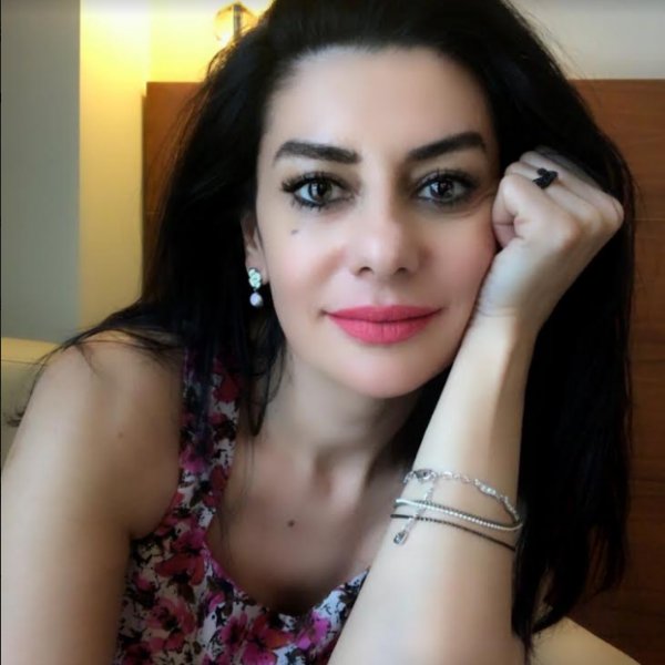 Koray Avcı Çakman, kitabı Oyunda Kal’ı anlatıyor 