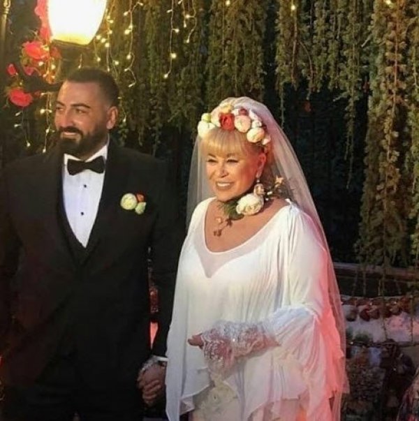 Zerrin Özer'in eşi Murat Akınca, Adnan Oktar müridi çıktı