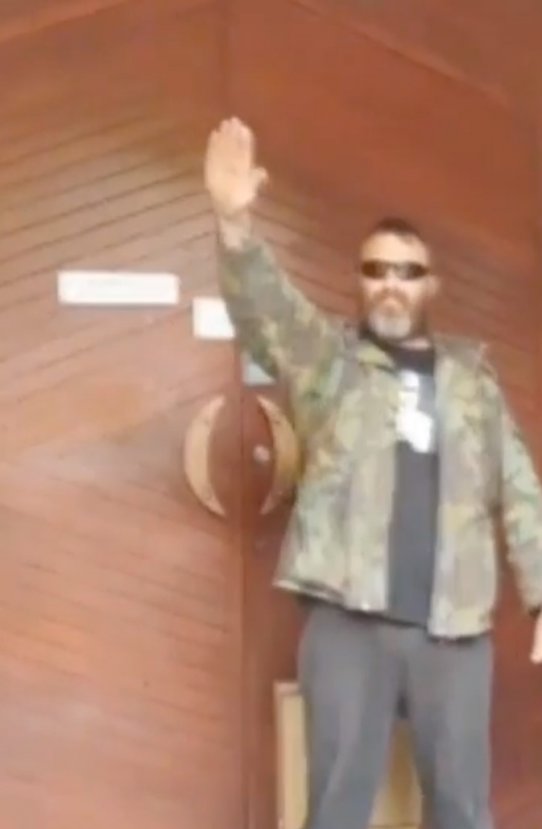 Yeni Zelanda katliamını sosyal medyada paylaşana hapis