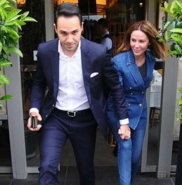 Demet Şener evleniyor