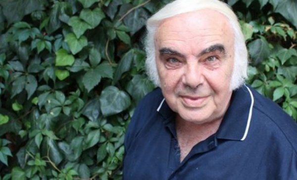 Enis Fosforoğlu hayatını kaybetti