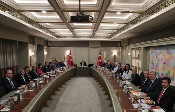 AK Parti MYK toplandı