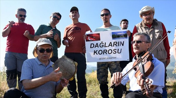 r Kayseri'de sazlı sözlü doğa yürüyüşü