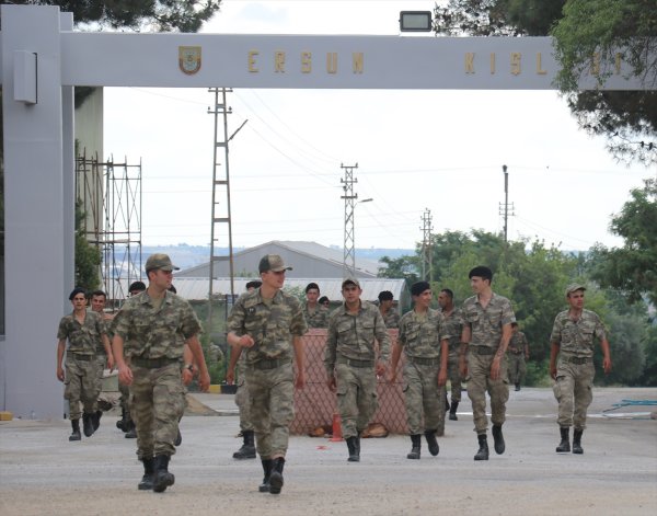 Askerler terhis için geri sayıma geçti