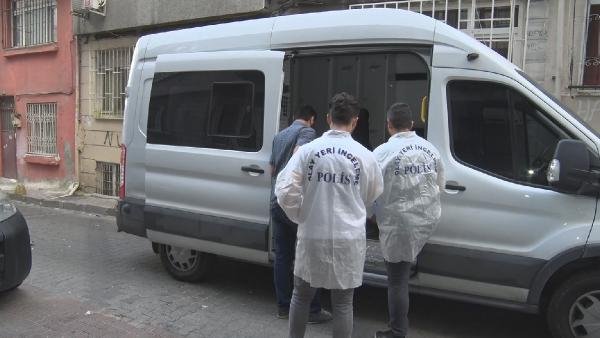 d Fatih'te bir kadın elleri ve ayakları bağlanarak öldürüldü