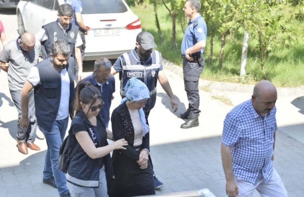 i Zehirlenme yalanına inanmayan polis cinayeti çözdü