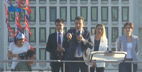 İBB'de Ekrem İmamoğlu dönemi resmen başladı