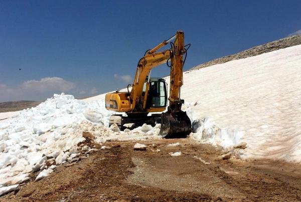 i Yörükler, Toroslar'a çıkmak için gün sayıyor