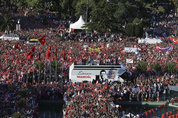 a Haber kanalları İmamoğlu'nun konuşmasını yayınlamadı