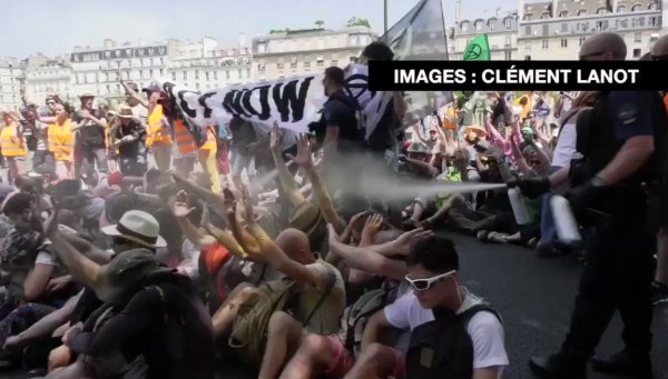 Fransa'da iklim protestosu