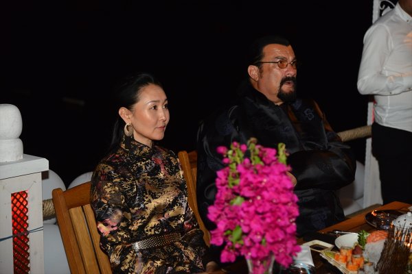 a ABD'li aktör Steven Seagal Bodrum'da tatil yapıyor