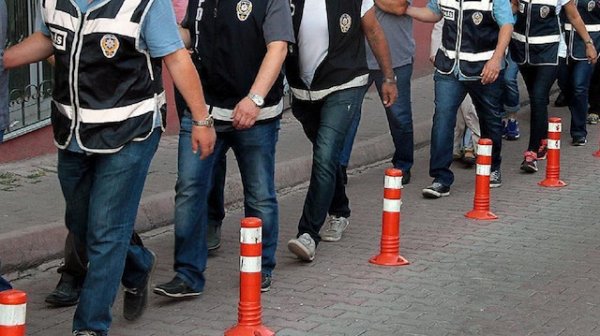 Bolu merkezli FETÖ operasyonu: 7 gözaltı