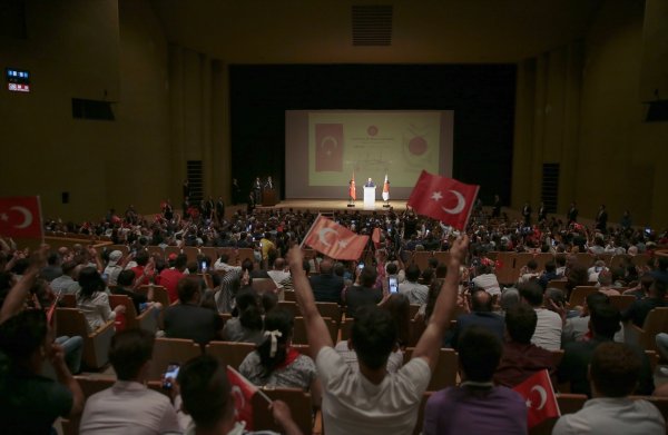 a Erdoğan: Trump'tan S-400 için yaptırım duymadım