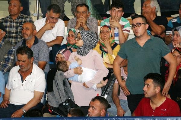 d TOKİ Isparta'da hak sahiplerini belirledi