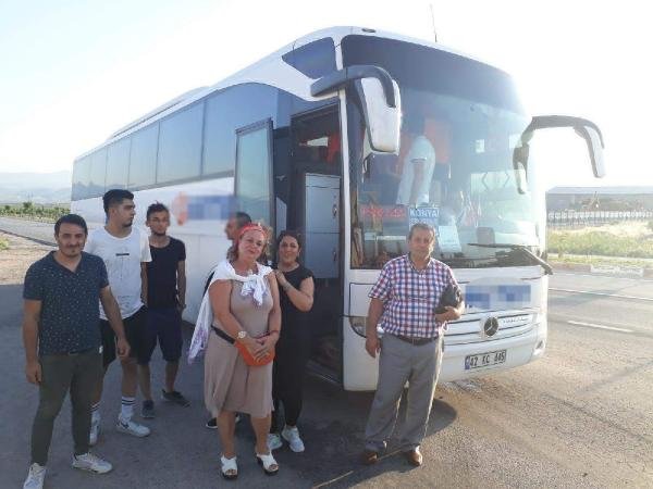 d Alkollü otobüs şoförü şerit değiştirince yakalandı