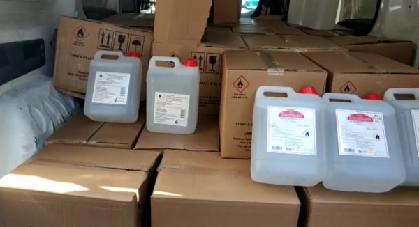 i İzmir'de sahte alkol üreten ölüm şebekesine darbe