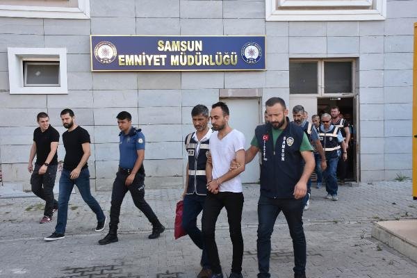 Tahliye sözü verip rüşvet alan 10 kişi yakalandı