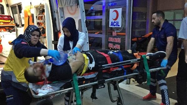 d 15 yaşındaki çocuğun kullandığı otomobil devrildi: 1 ölü