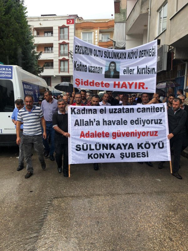 Nişanlısı tarafından öldürülen genç kadın defnedildi