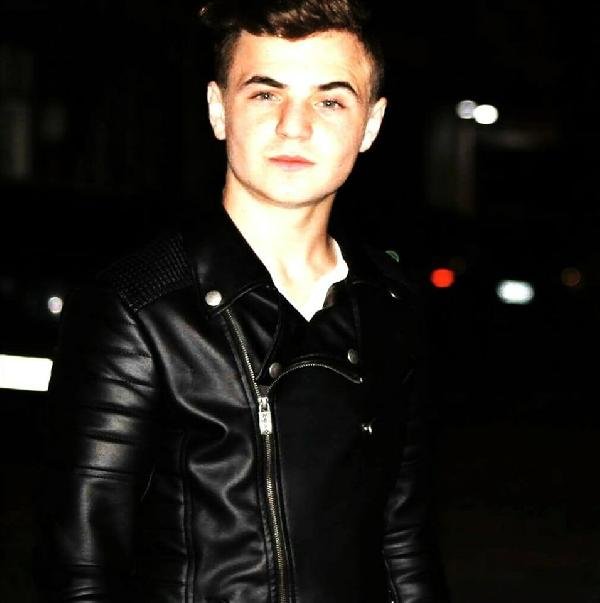 d Tüfekle şakalaşan arkadaşlardan biri öldü