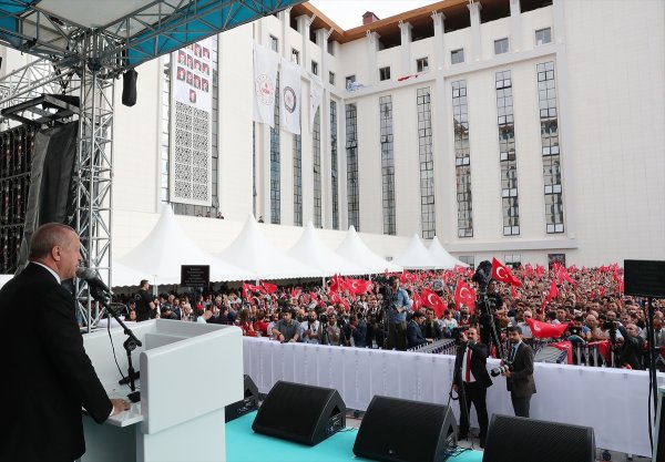 a Kılıçdaroğlu, Erdoğan karşısında yine tutuk kaldı