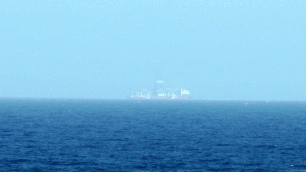 Yavuz, karadan 8 mil açıkta çalışmalarına başladı