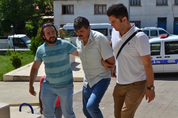 i Denizli'de sevgilisini çekiçle öldüren adam tutuklandı