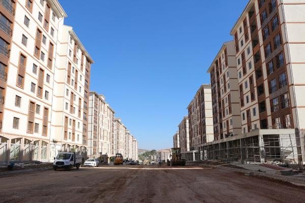 d Şırnak'ta terör mağdurları yeni konutlarına kavuştu