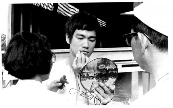 Bruce Lee kimdir? biyografisi Bruce Lee kimdir? biyografisi